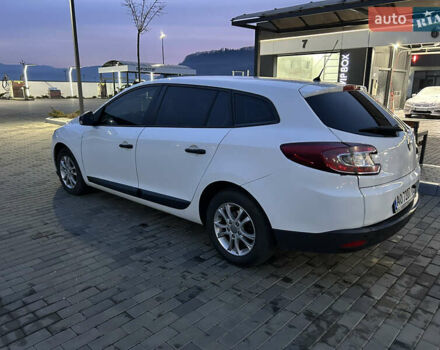 Білий Рено Меган, об'ємом двигуна 1.46 л та пробігом 304 тис. км за 6499 $, фото 5 на Automoto.ua