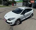 Белый Рено Меган, объемом двигателя 1.5 л и пробегом 225 тыс. км за 7699 $, фото 3 на Automoto.ua