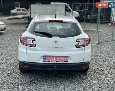 Белый Рено Меган, объемом двигателя 1.5 л и пробегом 190 тыс. км за 8900 $, фото 13 на Automoto.ua