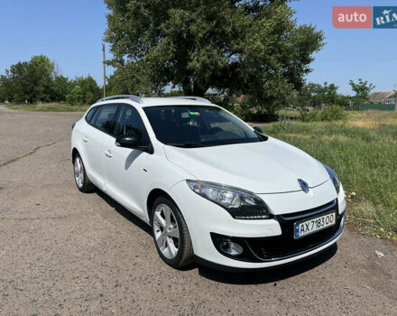 Белый Рено Меган, объемом двигателя 1.4 л и пробегом 191 тыс. км за 8500 $, фото 1 на Automoto.ua