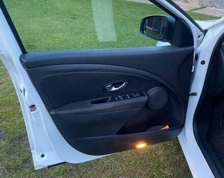 Білий Рено Меган, об'ємом двигуна 1.46 л та пробігом 244 тис. км за 8450 $, фото 11 на Automoto.ua