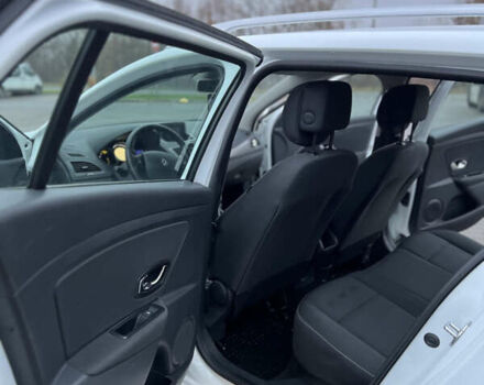 Білий Рено Меган, об'ємом двигуна 1.5 л та пробігом 250 тис. км за 7900 $, фото 13 на Automoto.ua