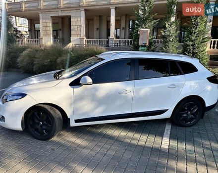Білий Рено Меган, об'ємом двигуна 1.5 л та пробігом 299 тис. км за 7700 $, фото 2 на Automoto.ua