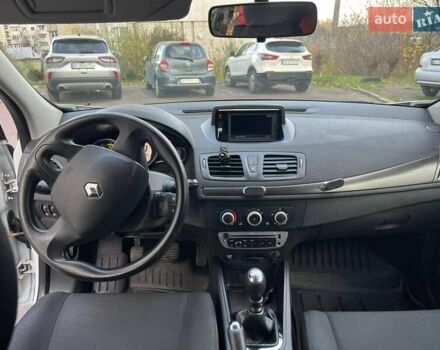 Белый Рено Меган, объемом двигателя 1.5 л и пробегом 310 тыс. км за 8300 $, фото 20 на Automoto.ua