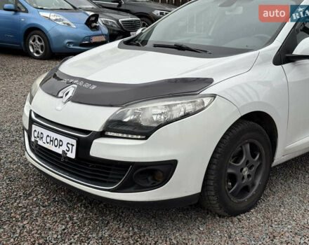 Белый Рено Меган, объемом двигателя 1.46 л и пробегом 271 тыс. км за 6500 $, фото 2 на Automoto.ua