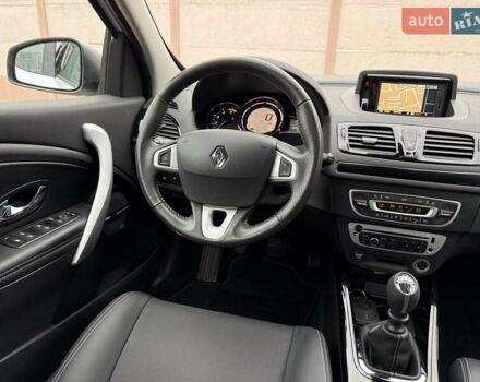 Білий Рено Меган, об'ємом двигуна 1.5 л та пробігом 228 тис. км за 8999 $, фото 117 на Automoto.ua
