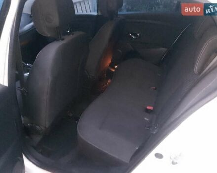 Белый Рено Меган, объемом двигателя 1.46 л и пробегом 333 тыс. км за 7000 $, фото 6 на Automoto.ua