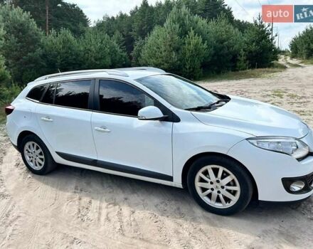 Белый Рено Меган, объемом двигателя 1.5 л и пробегом 287 тыс. км за 7090 $, фото 4 на Automoto.ua