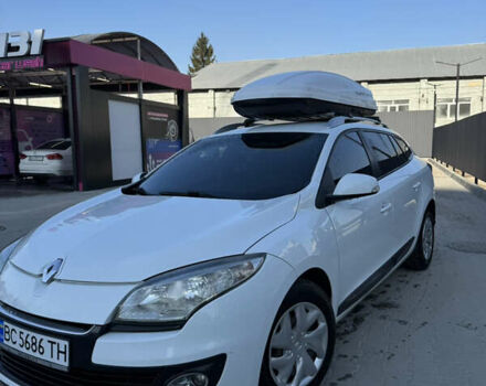 Білий Рено Меган, об'ємом двигуна 2 л та пробігом 270 тис. км за 7900 $, фото 2 на Automoto.ua