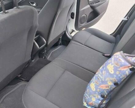 Белый Рено Меган, объемом двигателя 1.5 л и пробегом 292 тыс. км за 7800 $, фото 7 на Automoto.ua