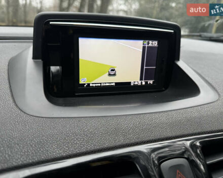 Білий Рено Меган, об'ємом двигуна 1.5 л та пробігом 260 тис. км за 8000 $, фото 28 на Automoto.ua