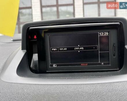 Білий Рено Меган, об'ємом двигуна 1.46 л та пробігом 265 тис. км за 6990 $, фото 68 на Automoto.ua