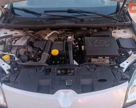 Белый Рено Меган, объемом двигателя 1.5 л и пробегом 265 тыс. км за 6900 $, фото 61 на Automoto.ua