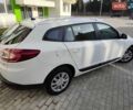 Білий Рено Меган, об'ємом двигуна 1.46 л та пробігом 250 тис. км за 6999 $, фото 4 на Automoto.ua