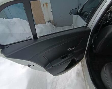Білий Рено Меган, об'ємом двигуна 1.5 л та пробігом 220 тис. км за 8700 $, фото 17 на Automoto.ua