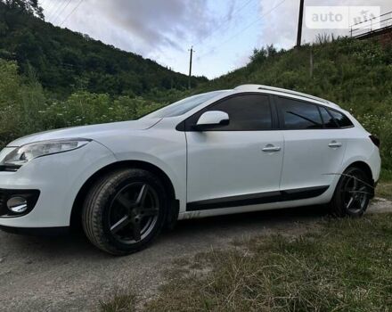Белый Рено Меган, объемом двигателя 1.5 л и пробегом 306 тыс. км за 6600 $, фото 14 на Automoto.ua