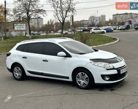 Белый Рено Меган, объемом двигателя 1.5 л и пробегом 231 тыс. км за 6800 $, фото 10 на Automoto.ua