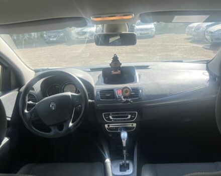 Белый Рено Меган, объемом двигателя 1.5 л и пробегом 240 тыс. км за 8000 $, фото 6 на Automoto.ua