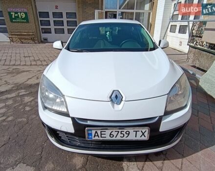 Білий Рено Меган, об'ємом двигуна 1.6 л та пробігом 197 тис. км за 7500 $, фото 1 на Automoto.ua
