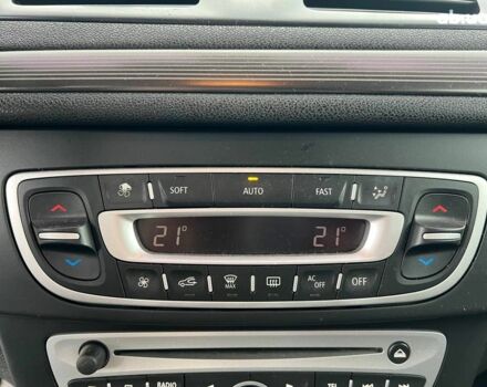 Білий Рено Меган, об'ємом двигуна 1.5 л та пробігом 240 тис. км за 8190 $, фото 27 на Automoto.ua