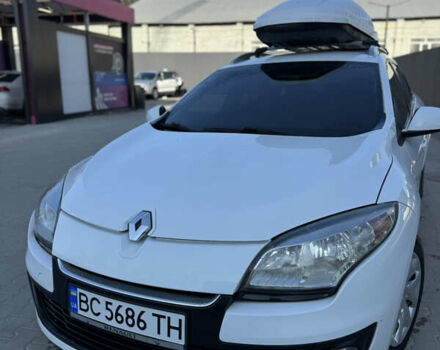 Білий Рено Меган, об'ємом двигуна 2 л та пробігом 270 тис. км за 7900 $, фото 1 на Automoto.ua