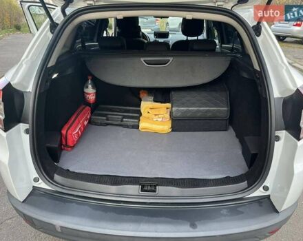 Белый Рено Меган, объемом двигателя 1.5 л и пробегом 310 тыс. км за 8300 $, фото 21 на Automoto.ua