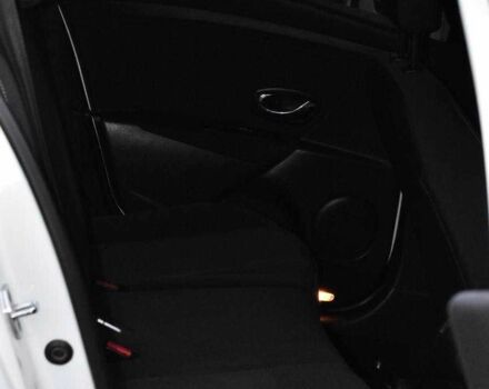 Белый Рено Меган, объемом двигателя 1.5 л и пробегом 231 тыс. км за 6950 $, фото 13 на Automoto.ua