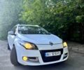 Белый Рено Меган, объемом двигателя 2 л и пробегом 251 тыс. км за 10000 $, фото 2 на Automoto.ua