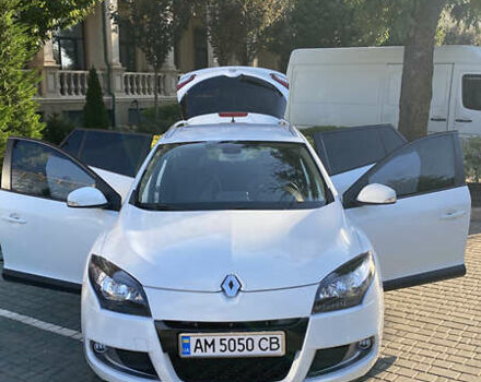 Білий Рено Меган, об'ємом двигуна 1.5 л та пробігом 299 тис. км за 7700 $, фото 23 на Automoto.ua