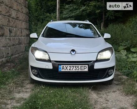 Белый Рено Меган, объемом двигателя 1.5 л и пробегом 306 тыс. км за 6600 $, фото 7 на Automoto.ua
