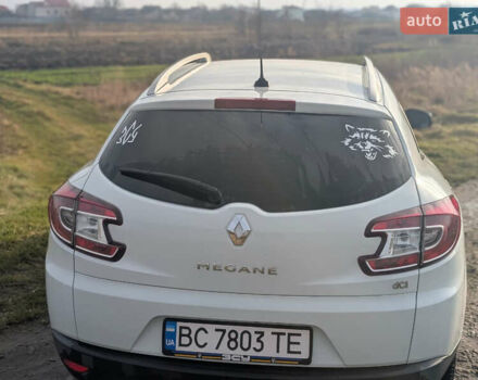 Білий Рено Меган, об'ємом двигуна 1.46 л та пробігом 261 тис. км за 7800 $, фото 8 на Automoto.ua