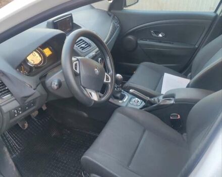 Білий Рено Меган, об'ємом двигуна 1.46 л та пробігом 289 тис. км за 7500 $, фото 3 на Automoto.ua