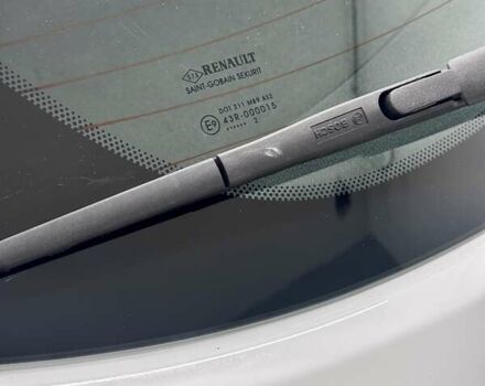 Білий Рено Меган, об'ємом двигуна 1.5 л та пробігом 270 тис. км за 6699 $, фото 35 на Automoto.ua