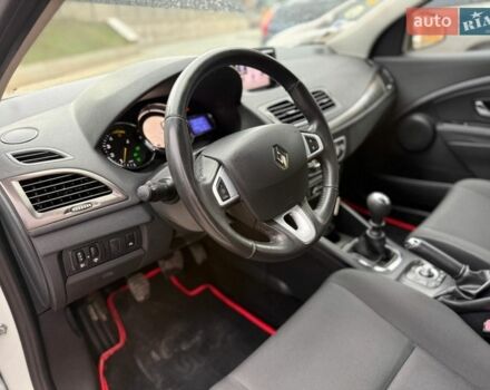 Білий Рено Меган, об'ємом двигуна 1.5 л та пробігом 202 тис. км за 7200 $, фото 44 на Automoto.ua