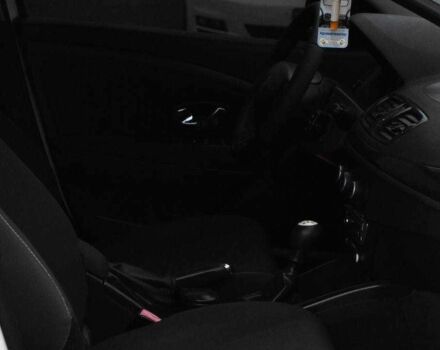 Белый Рено Меган, объемом двигателя 1.5 л и пробегом 231 тыс. км за 6950 $, фото 12 на Automoto.ua