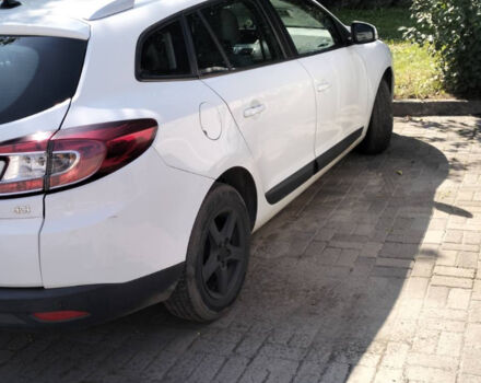 Білий Рено Меган, об'ємом двигуна 1.46 л та пробігом 133 тис. км за 8800 $, фото 2 на Automoto.ua