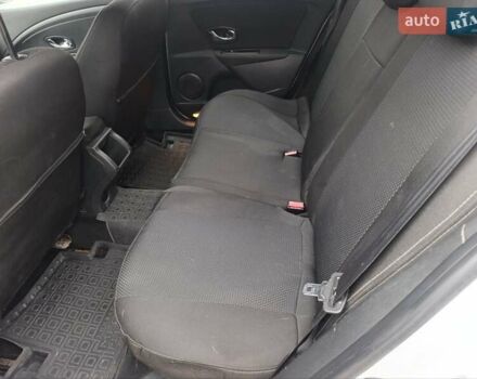 Белый Рено Меган, объемом двигателя 1.46 л и пробегом 292 тыс. км за 6500 $, фото 11 на Automoto.ua