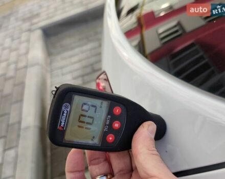 Білий Рено Меган, об'ємом двигуна 1.46 л та пробігом 250 тис. км за 6999 $, фото 81 на Automoto.ua