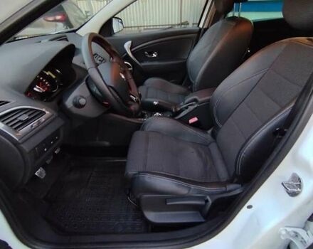 Білий Рено Меган, об'ємом двигуна 1.5 л та пробігом 250 тис. км за 9300 $, фото 18 на Automoto.ua