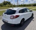 Белый Рено Меган, объемом двигателя 1.6 л и пробегом 228 тыс. км за 8100 $, фото 2 на Automoto.ua