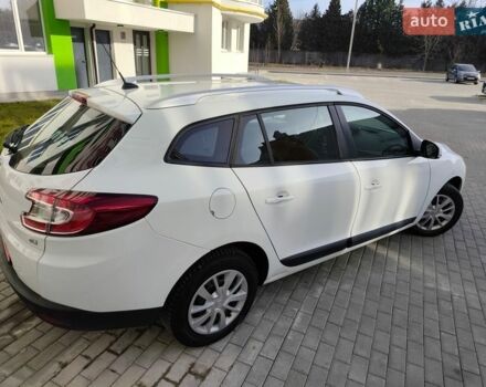 Білий Рено Меган, об'ємом двигуна 1.46 л та пробігом 250 тис. км за 6999 $, фото 26 на Automoto.ua