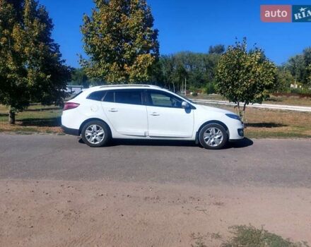 Белый Рено Меган, объемом двигателя 1.5 л и пробегом 265 тыс. км за 7800 $, фото 4 на Automoto.ua