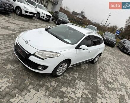 Белый Рено Меган, объемом двигателя 1.46 л и пробегом 306 тыс. км за 7200 $, фото 3 на Automoto.ua