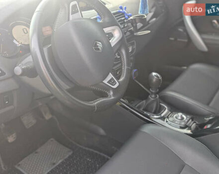 Білий Рено Меган, об'ємом двигуна 1.46 л та пробігом 261 тис. км за 7800 $, фото 9 на Automoto.ua