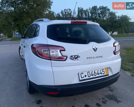 Білий Рено Меган, об'ємом двигуна 1.6 л та пробігом 169 тис. км за 6650 $, фото 7 на Automoto.ua