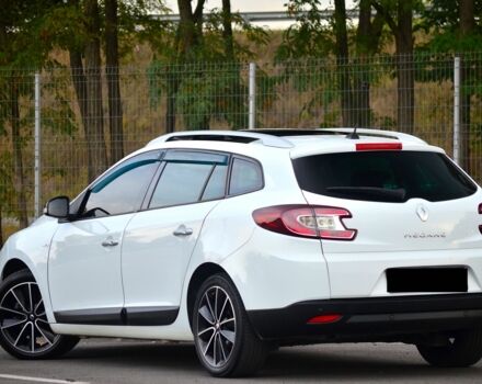 Белый Рено Меган, объемом двигателя 1.5 л и пробегом 162 тыс. км за 8555 $, фото 1 на Automoto.ua