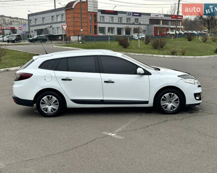 Белый Рено Меган, объемом двигателя 1.5 л и пробегом 231 тыс. км за 6800 $, фото 3 на Automoto.ua
