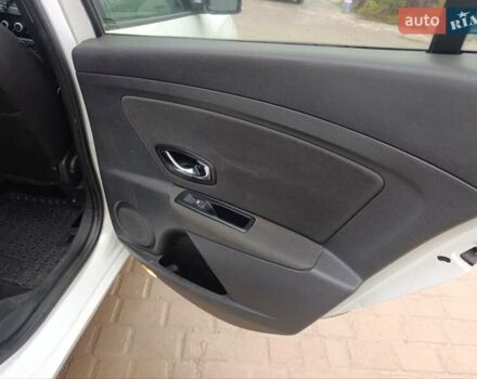 Белый Рено Меган, объемом двигателя 1.46 л и пробегом 292 тыс. км за 6500 $, фото 13 на Automoto.ua