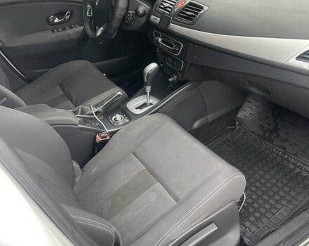 Белый Рено Меган, объемом двигателя 1.46 л и пробегом 273 тыс. км за 7300 $, фото 2 на Automoto.ua