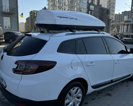 Білий Рено Меган, об'ємом двигуна 2 л та пробігом 270 тис. км за 7900 $, фото 6 на Automoto.ua